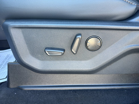 New 2026 Ford F250 Lariat w/ Tremor Off-Road Package image 19
