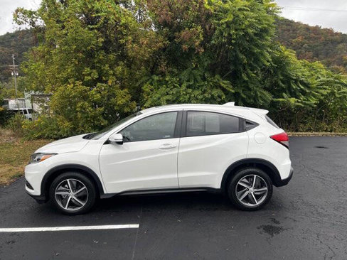 Used 2021 Honda HR-V EX image 8