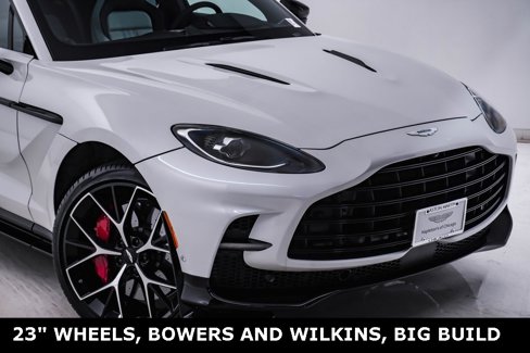 Used 2025 Aston Martin DBX 707 image 4