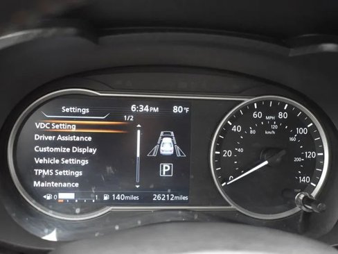Used 2024 Nissan Versa SR image 26