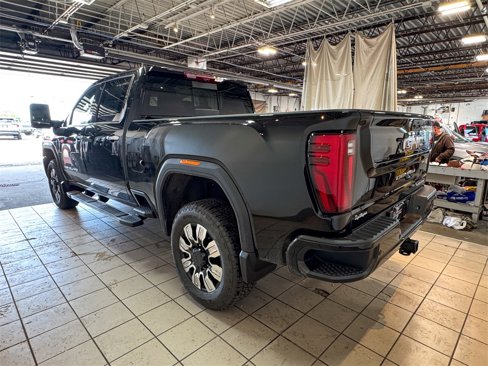 New 2025 GMC Sierra 3500 Denali w/ Denali Reserve Package image 7