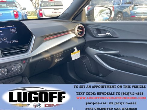 New 2026 Chevrolet Trax RS w/ Sunroof Package image 21