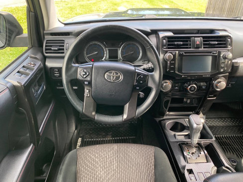 Used 2018 Toyota 4Runner TRD Off-Road Premium image 10