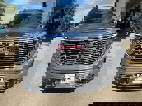 Used 2023 GMC Sierra 1500 Denali w/ Denali Reserve Package image 8