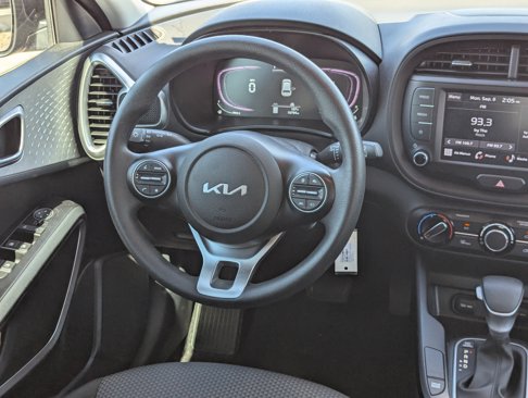 Certified 2023 Kia Soul LX image 13