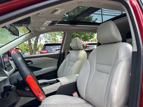 Used 2021 Nissan Rogue SL image 4