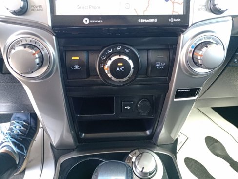 Used 2021 Toyota 4Runner SR5 Premium image 27
