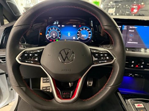 Certified 2024 Volkswagen GTI Autobahn image 12