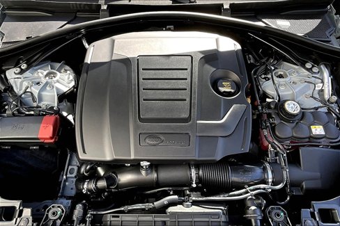 New 2026 Land Rover Range Rover Velar Dynamic SE image 11