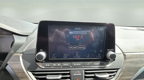 Used 2025 Nissan Altima 2.5 SV image 7