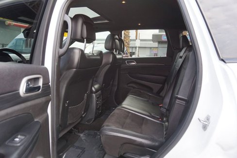 Used 2020 Jeep Grand Cherokee Altitude image 18
