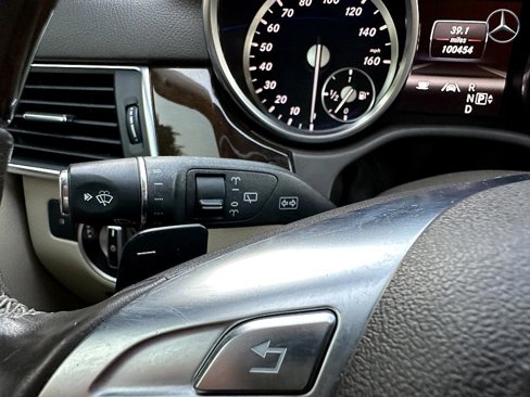 Used 2013 Mercedes-Benz GL 450 4MATIC image 27