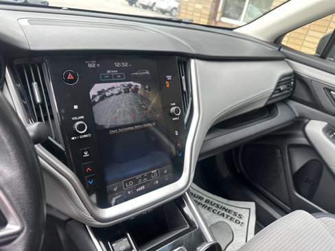 Used 2021 Subaru Outback Premium image 7