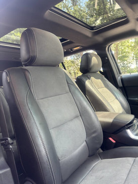 Used 2015 Ford Explorer XLT w/ Equipment Group 202A image 15