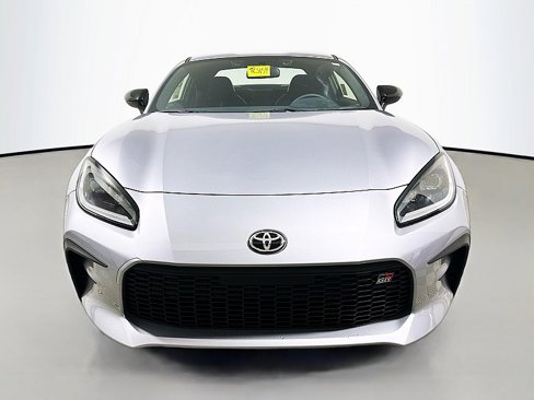New 2025 Toyota GR86 Premium image 2
