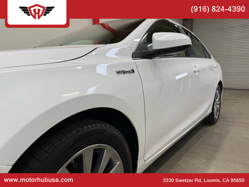 Used 2016 Toyota Camry XLE image 2