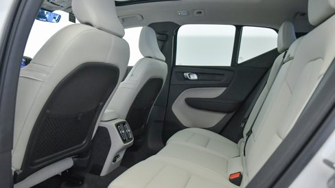 New 2025 Volvo XC40 B5 Plus w/ Protection Package Premier image 21
