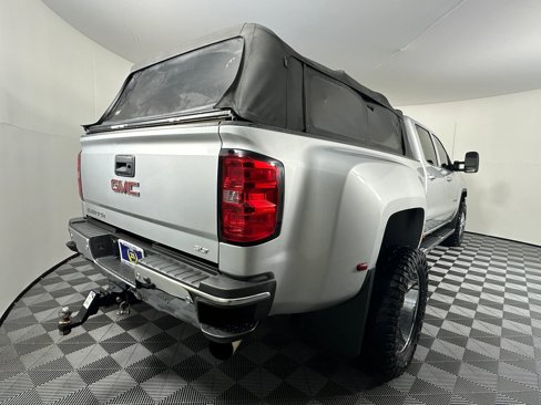 Used 2015 GMC Sierra 3500 SLT w/ Duramax Plus Package image 9