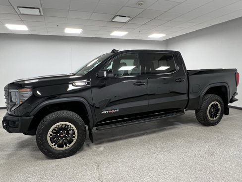 Used 2024 GMC Sierra 1500 AT4X image 7
