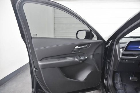 Used 2024 Cadillac XT4 Sport image 9