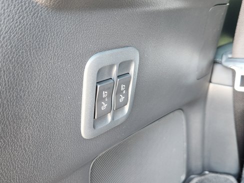 New 2025 Lexus TX 500h AWD image 25