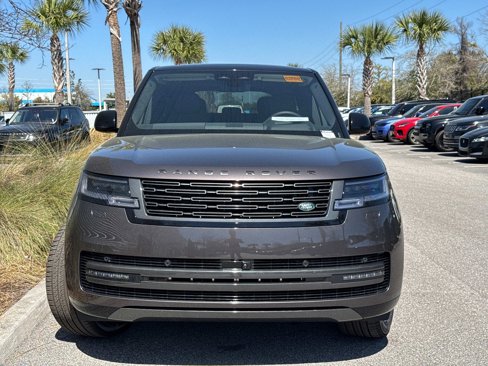 New 2025 Land Rover Range Rover SE image 2