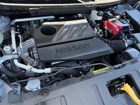 Used 2024 Nissan Rogue SL image 23