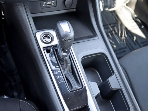 Used 2020 Nissan Sentra SV image 23