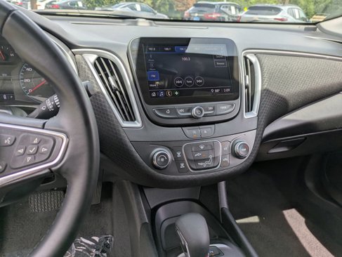 Used 2024 Chevrolet Malibu RS image 23