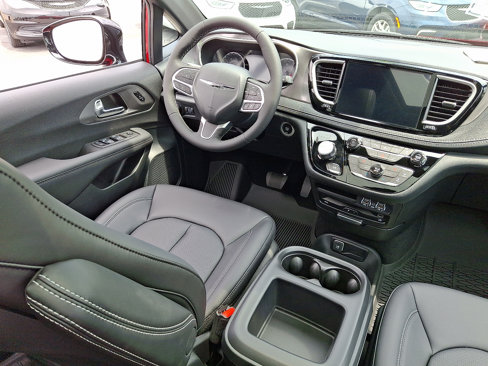 New 2025 Chrysler Pacifica Select w/ Uconnect Theater Family Group image 10