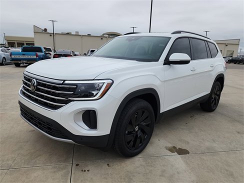 New 2026 Volkswagen Atlas SE image 8