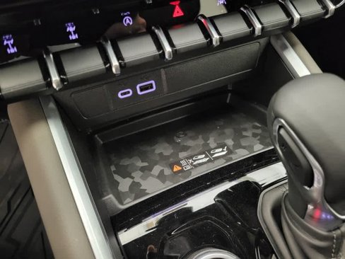 New 2025 Chevrolet Colorado ZR2 w/ Technology Package image 16