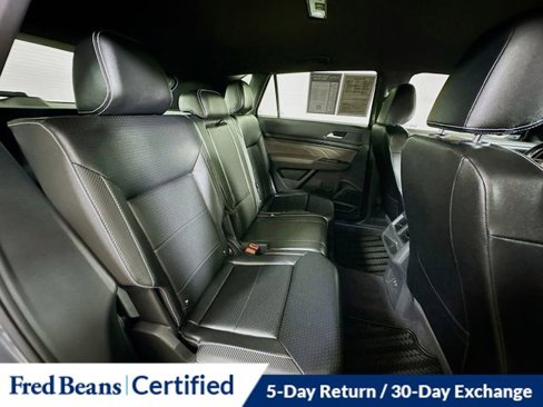 Used 2022 Volkswagen Atlas Cross Sport SE image 27