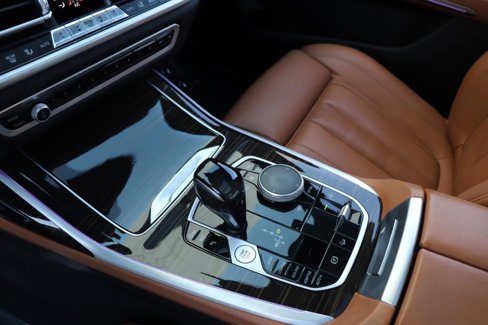 Used 2021 BMW X7 xDrive40i w/ M Sport Package image 60