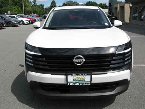 Used 2025 Nissan Kicks SV image 12