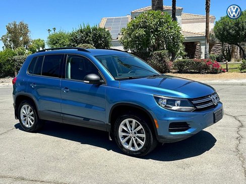 Used 2017 Volkswagen Tiguan Limited image 3
