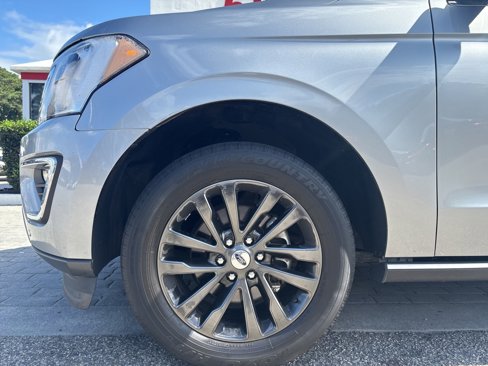 Used 2021 Ford Expedition Max Limited image 3