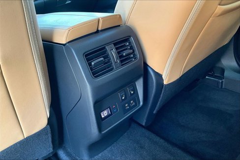 Used 2023 Nissan Rogue Platinum w/ Platinum Premium Package image 12