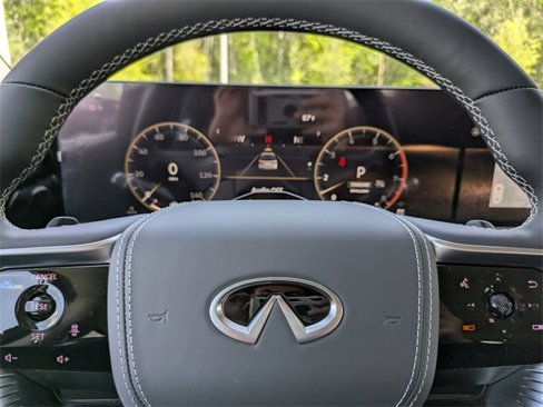 New 2025 INFINITI QX80 Sensory w/ Exterior Package image 32