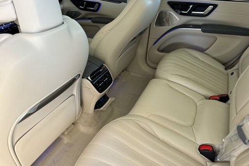 New 2026 Mercedes-Benz EQS 400 4MATIC SUV image 12