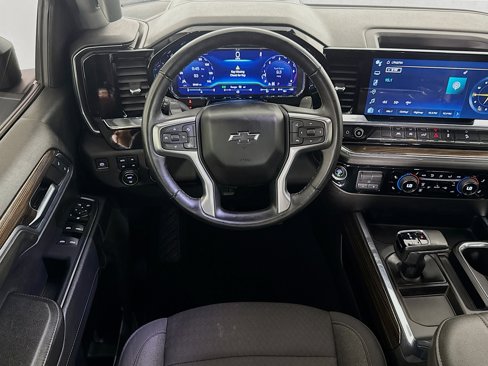 Used 2024 Chevrolet Silverado 1500 RST w/ Z71 Off-Road Package image 16