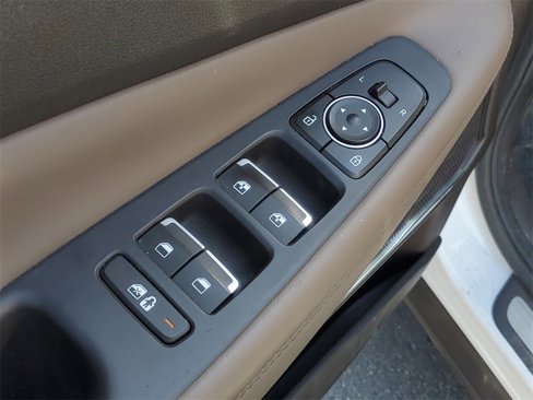 Used 2022 Hyundai Santa Fe SEL Premium image 15
