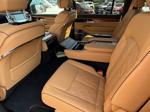 New 2025 Jeep Grand Wagoneer Series III image 15