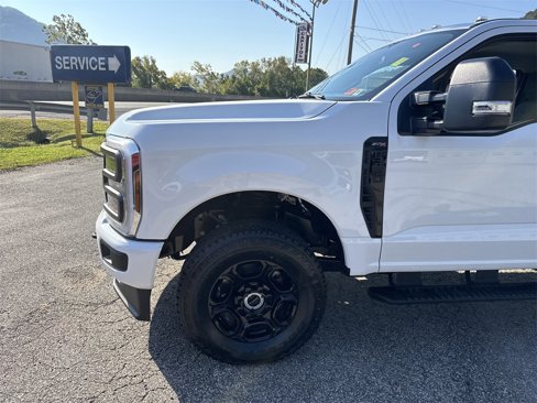 New 2026 Ford F250 XL image 10