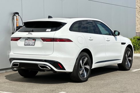 Used 2025 Jaguar F-PACE R-Dynamic S image 5
