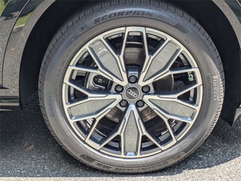 New 2025 Audi Q5 Premium Plus image 9