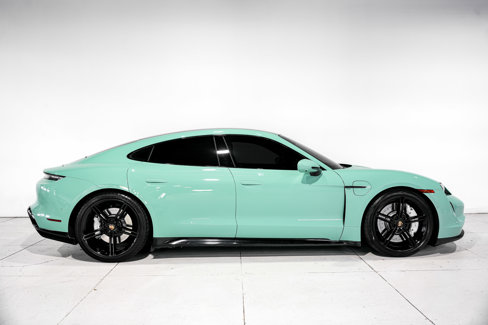 Used 2022 Porsche Taycan 4S image 2
