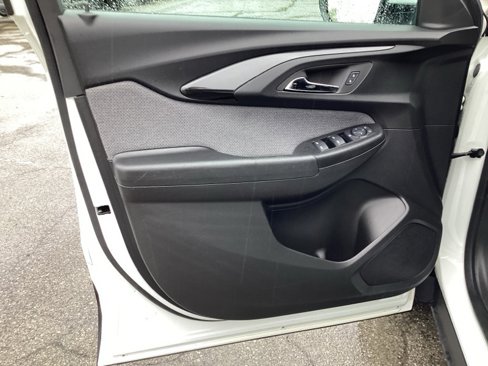 Certified 2023 Chevrolet TrailBlazer LT w/ Convenience Package image 19