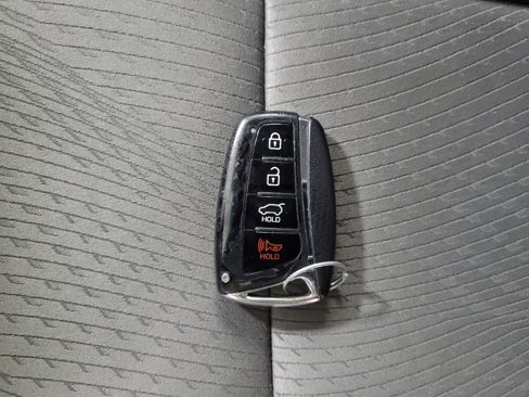 Used 2018 Hyundai Santa Fe Sport w/ 2.4L Value Package 02 image 32