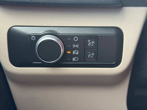 Certified 2022 Ford Escape SE image 32